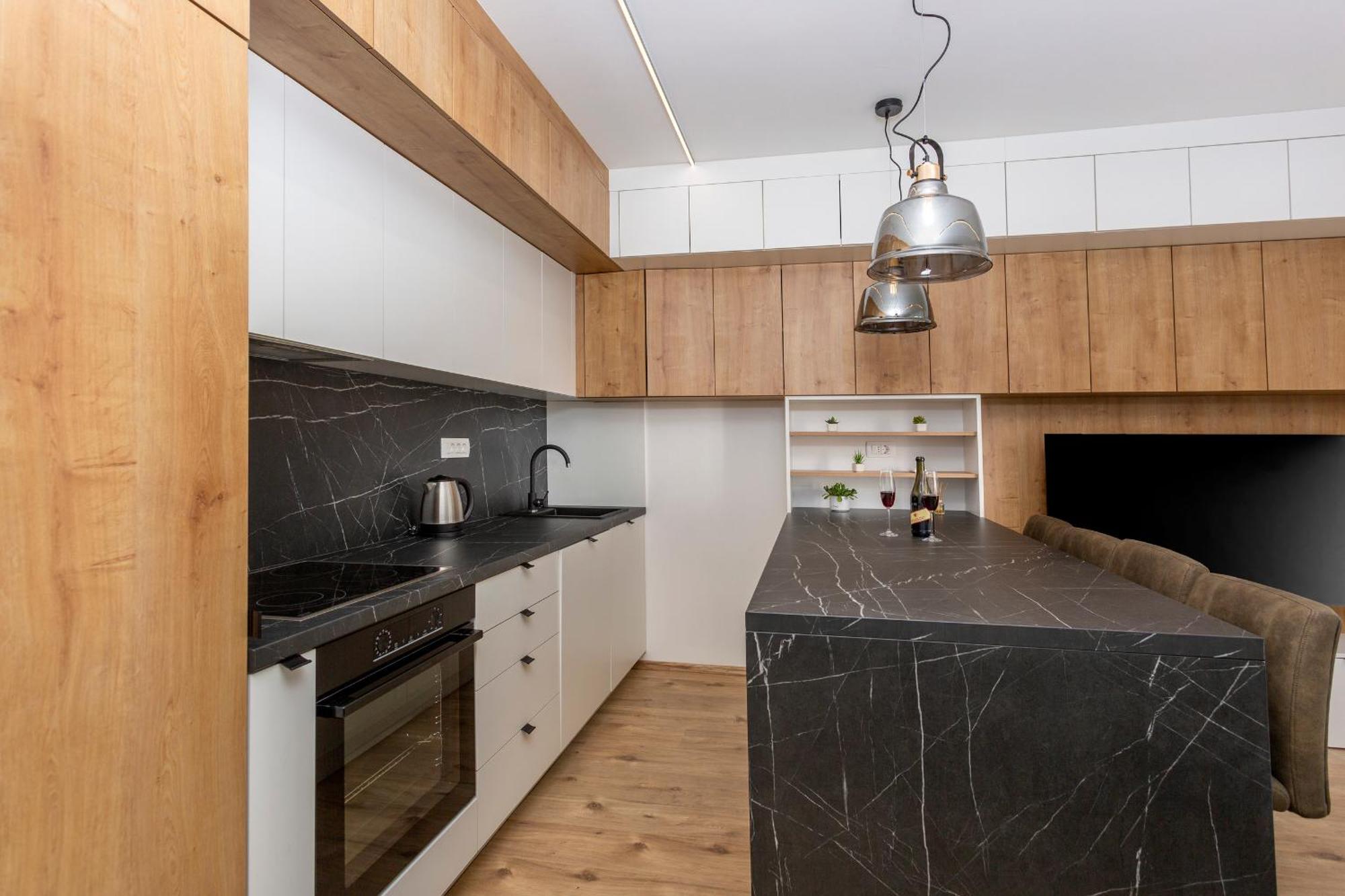 Brand New Apartment Close To The Beach, City Center And University Of Rijeka - Apartment Karlo Exterior photo